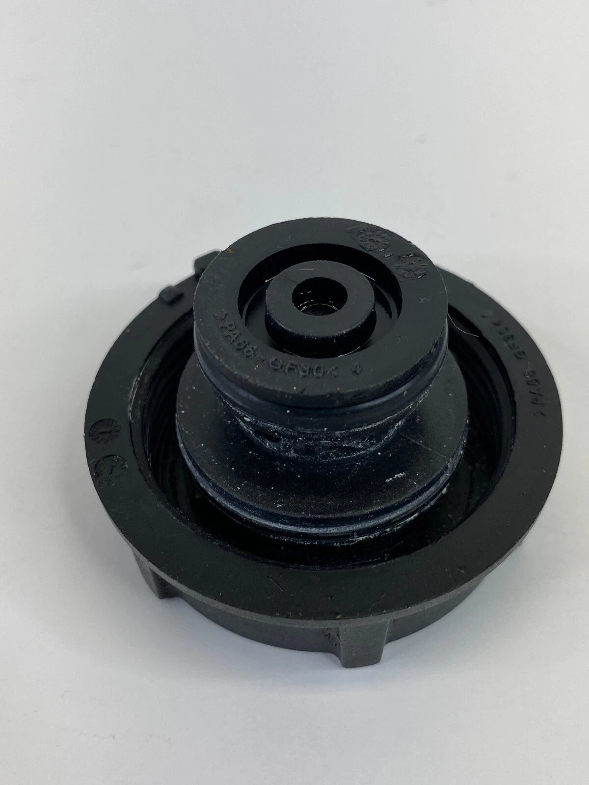 2013-2018 FORD ESCAPE 1.6L RADIATOR COOLANT OVERFLOW RESERVOIR TANK CAP COVER