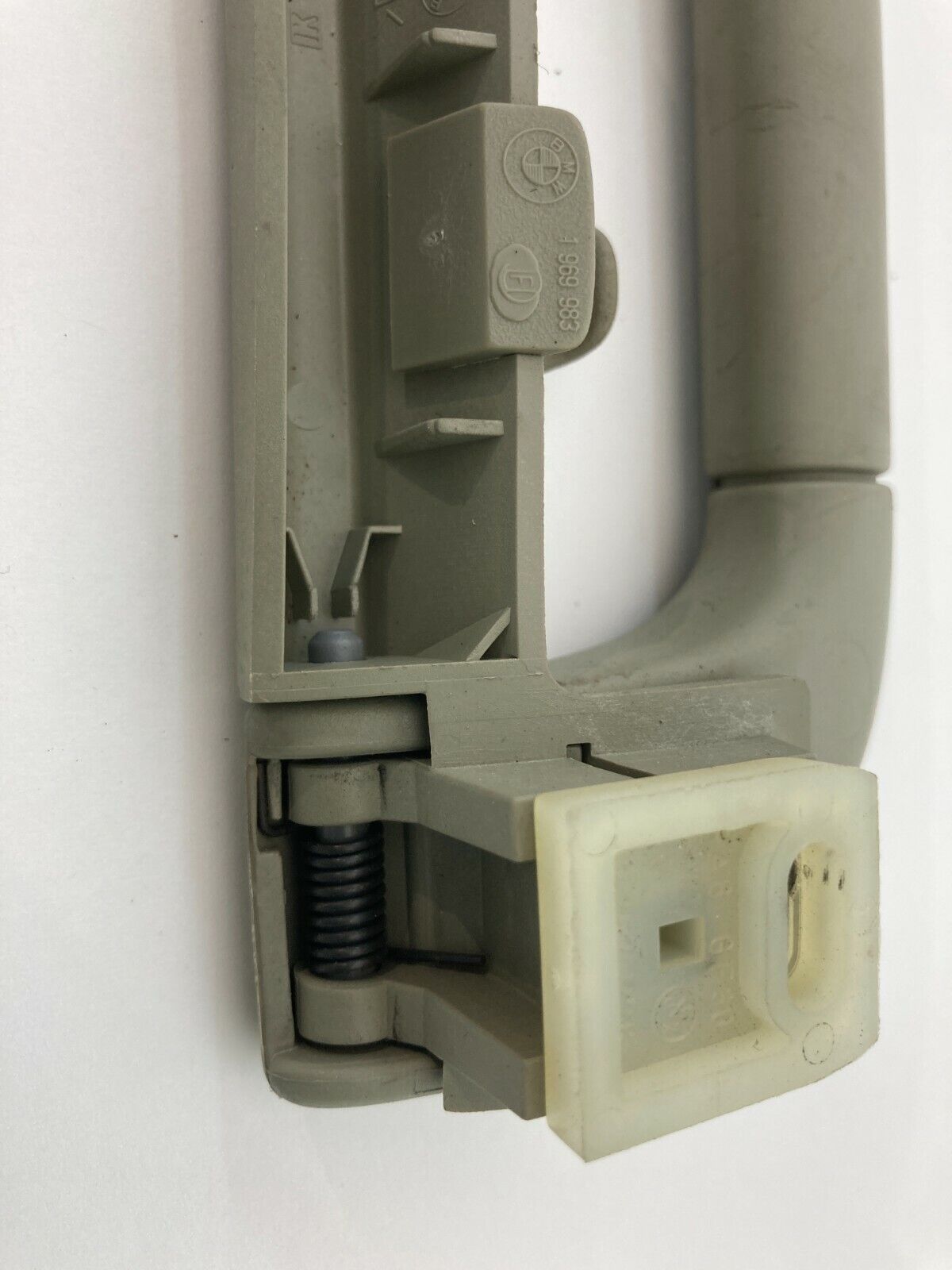 00 01 02 03 04 05 06 BMW X5 Interior Left LH Overhead Roof Grip Grab Handle OEM