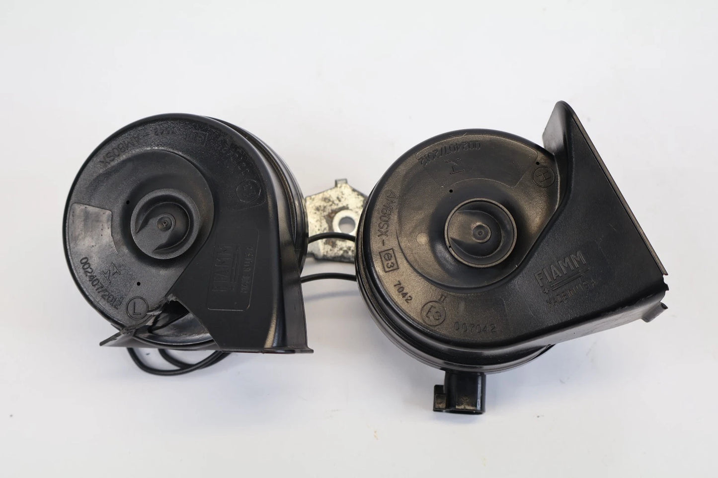 2020-2024 FORD EXPLORER LOW & HIGH TONE HORN ALARM SIREN SIGNAL E3007042 OEM