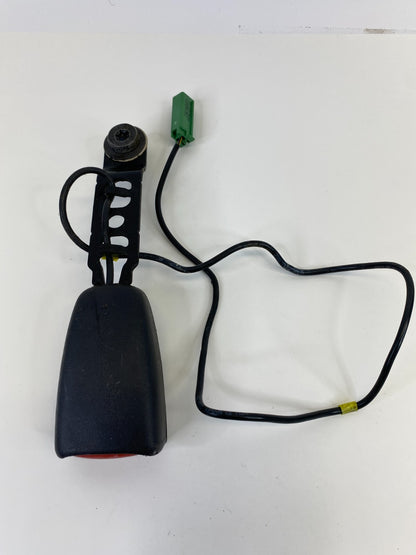 2000-2004 Volvo S40 Front Left Driver Side Seat Belt Buckle Reciver Assy OEM