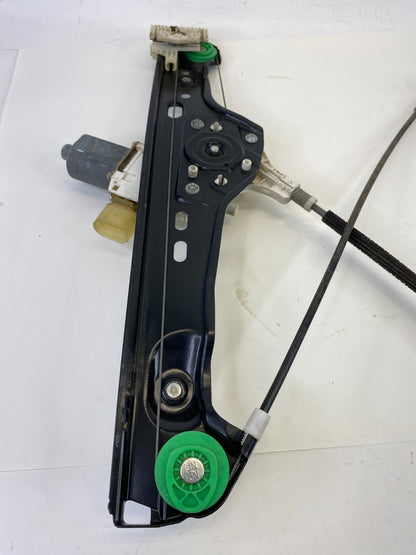2006 BMW 330xi 330i Front Right Door Power Window Regulator Motor 0130822227