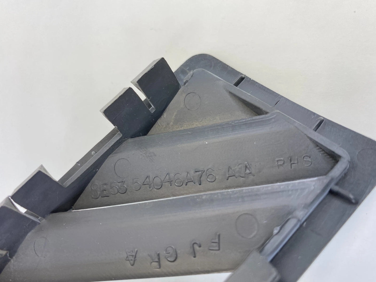 2008-2012 FORD FUSION RIGHT UPPER DASH DEFROST AIR VENT 8E53-54046A76-AA OEM