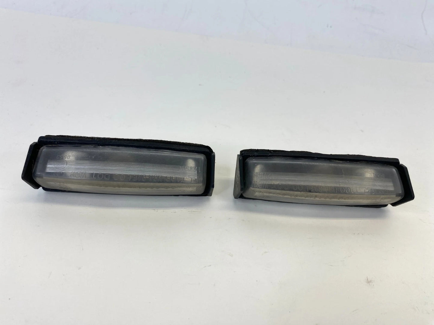 2007 2008 LEXUS RX350 04-06 RX330 REAR TRUNK LICENSE PLATE LIGHT LAMP PAIR SET