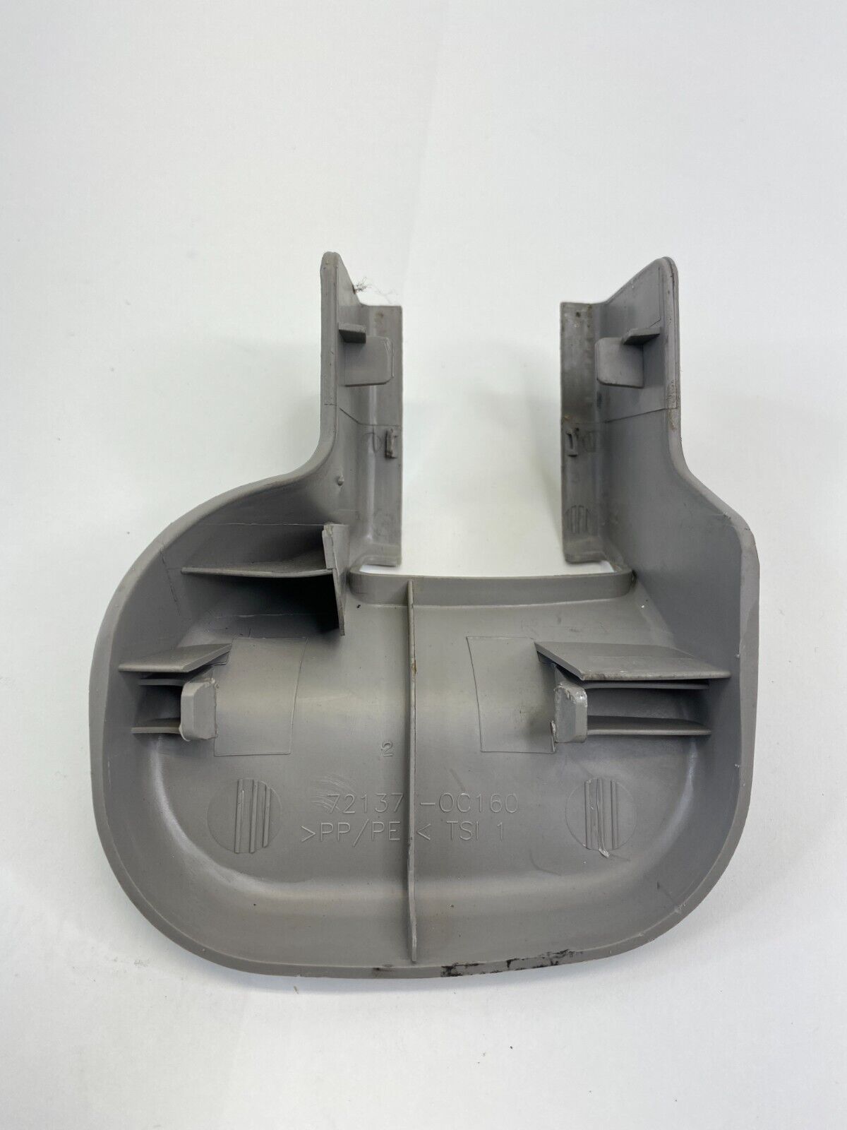 2001-2004 Toyota Sequoia Front Seat Right Side Rear Track End Cover 72137-0C160