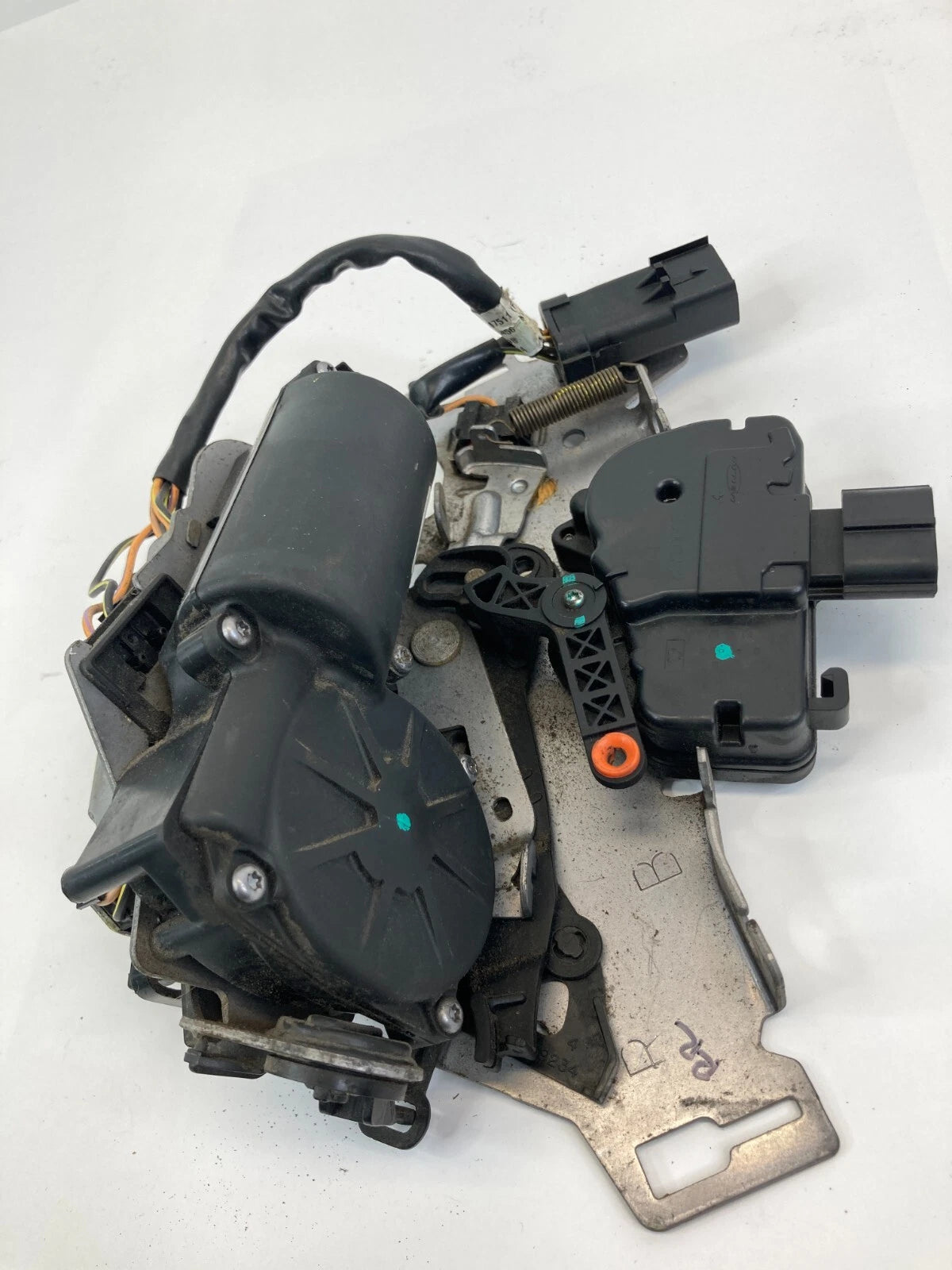 2008-2020 DODGE GRAND CARAVAN REAR RIGHT SLIDING DOOR LOCK LATCH ACTUATOR OEM