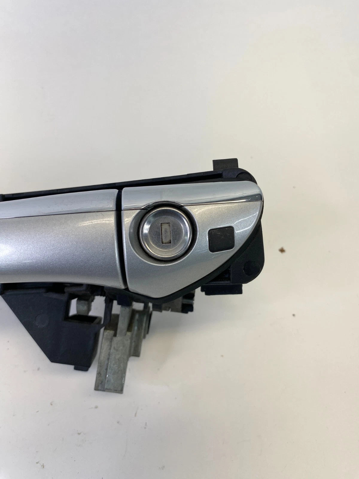 2000-2006 MERCEDES S-CLASS S430 FRONT LEFT DRIVER EXTERIOR DOOR HANDLE UNIT OEM