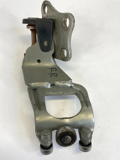 2004-2010 TOYOTA SIENNA REAR LEFT DOOR MIDDLE SLIDING HINGE ROLLER RAIL UNIT OEM