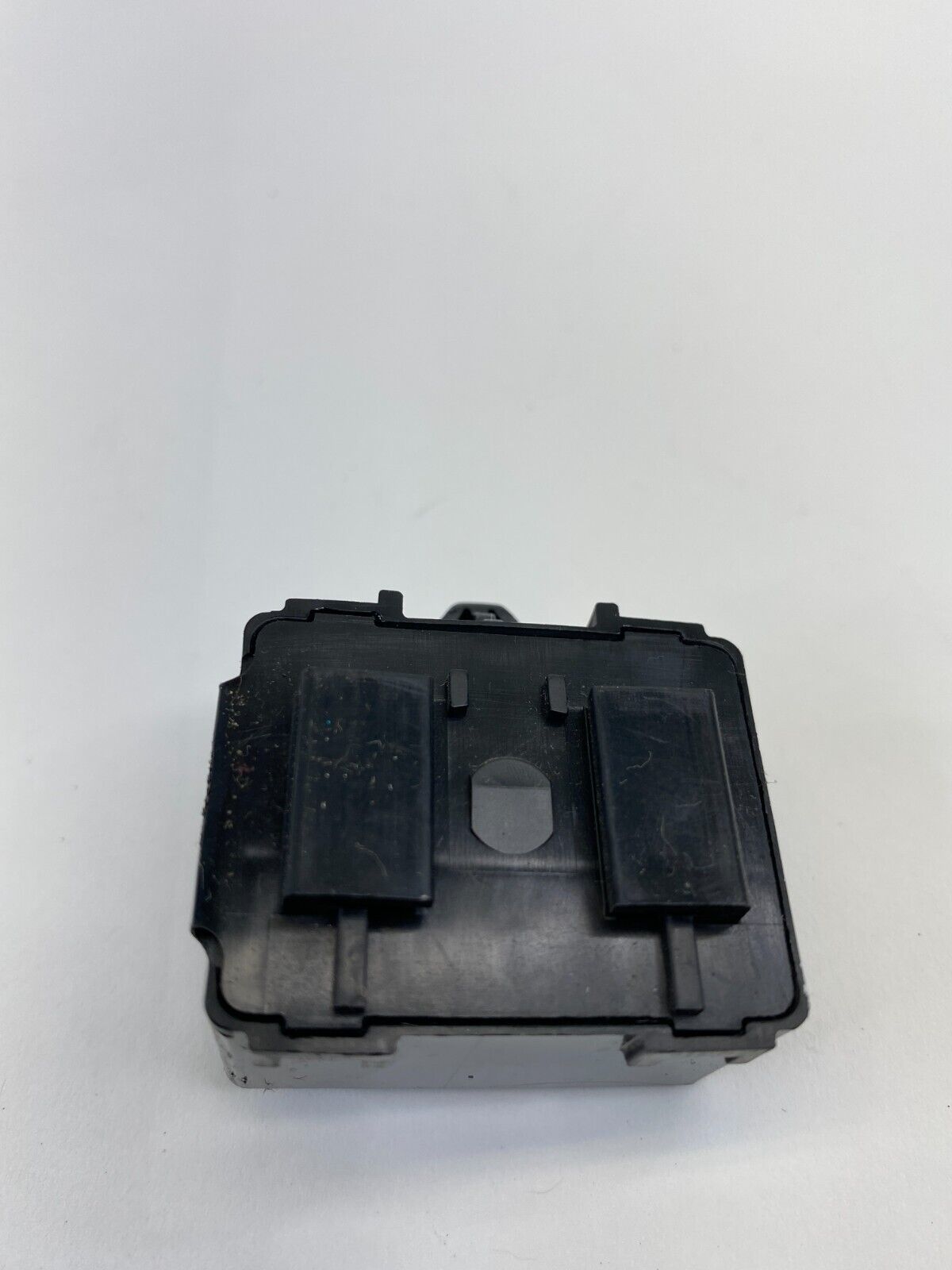 2003-2007 Toyota Sequoia Skid Control Warning Buzzer Switch DENSO 86652-51010