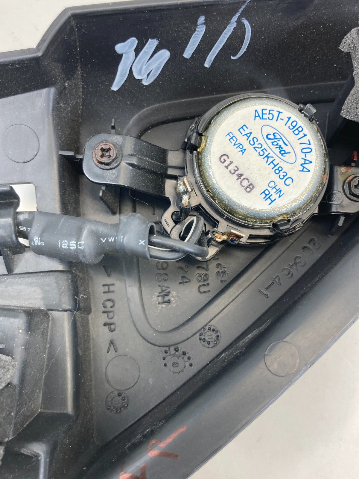 10-12 Ford Fusion Front Right Passenger Speaker Tweeter w/ Cover 6E53-17D698