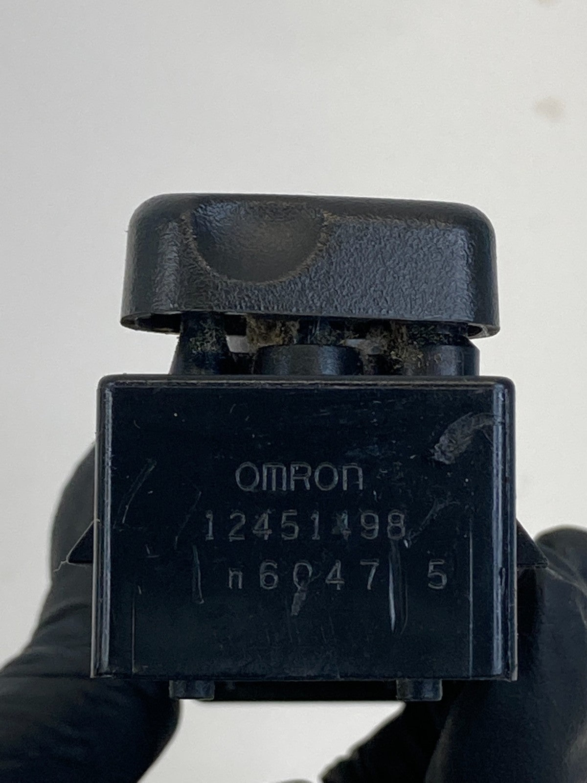 07-14 GMC Yukon Chevy Tahoe Front Right Power Seat Control Switch 12451498 OEM