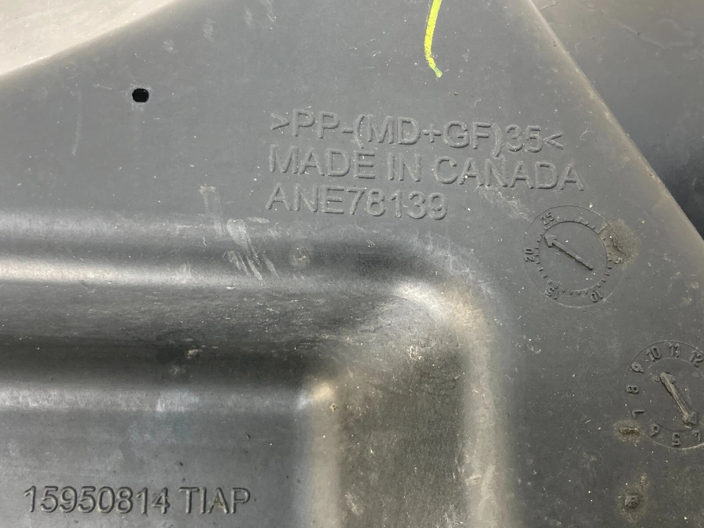 12-17 GMC TERRAIN CHEVY EQUINOX 2.4 AIR BOX INTAKE CLEANER BOX ASSEMBLY 20813712