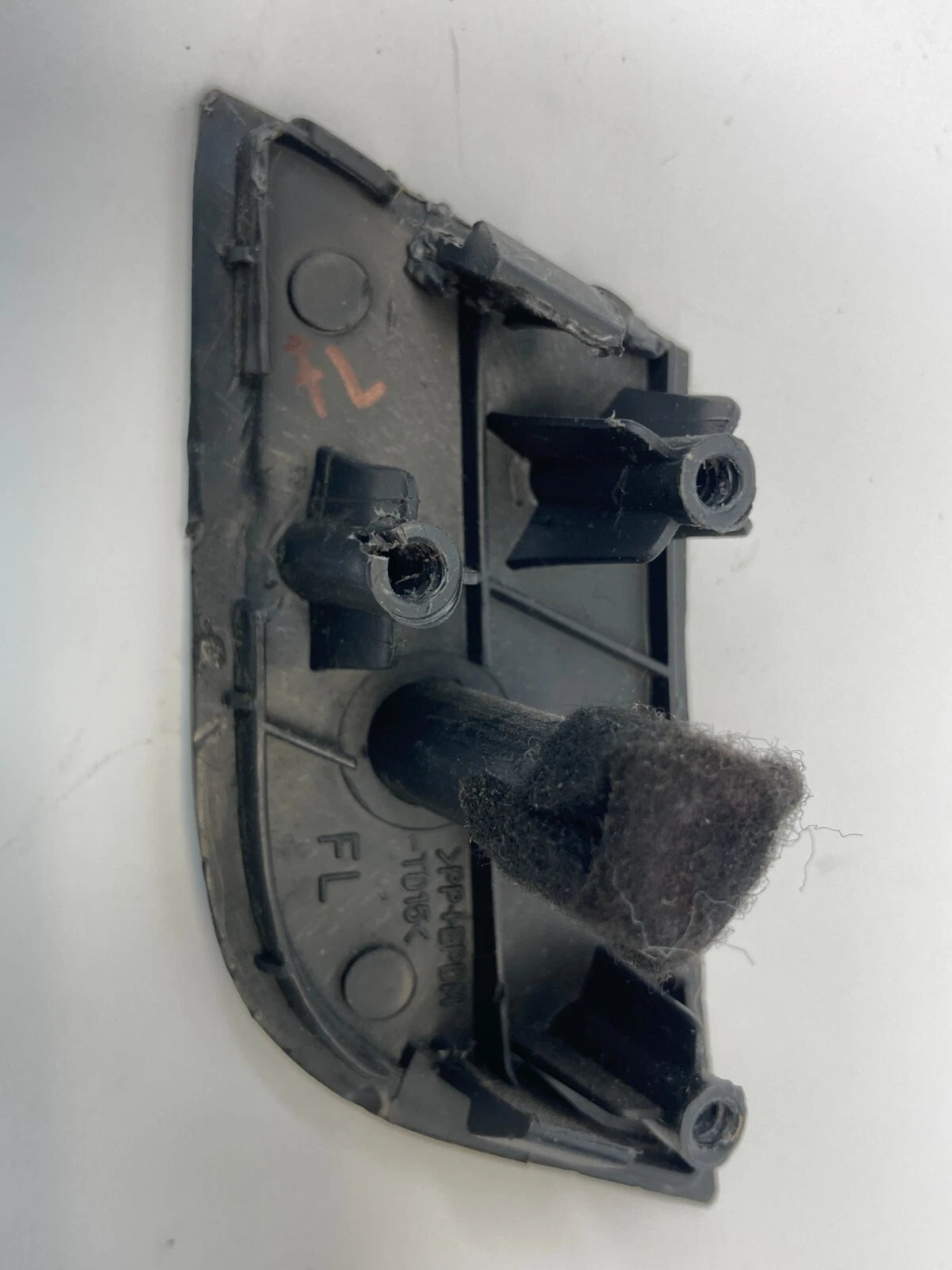 2007-2011 CHEVROLET AVEO SEDAN REAR LEFT INTERIOR DOOR HANDLE ECUTCHEON COVER