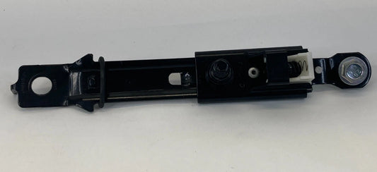 2007-2009 HYUNDAI SANTA FE SUV SEAT BELT HEIGHT ADJUSTER RIGHT OR LEFT SIDE OEM