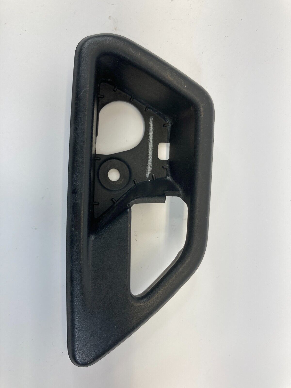 2009 2010 Dodge Journey Front Left Interior Door Handle Bezel 100000257 OEM