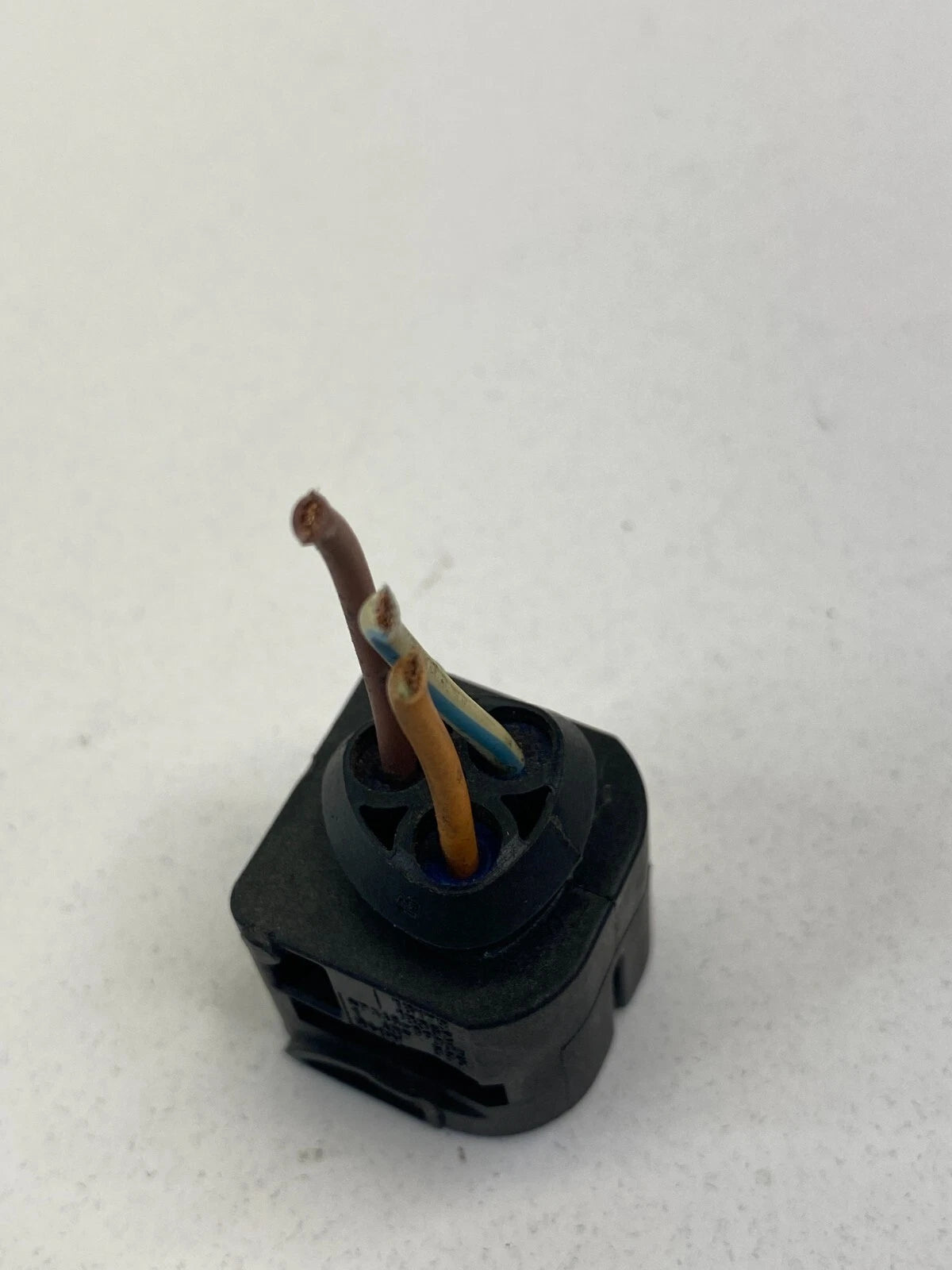 07-13 BMW 328I 07-12 335I 3.0L IGNITION COIL IGNITER CONNECTOR PLUG 1437985 OEM
