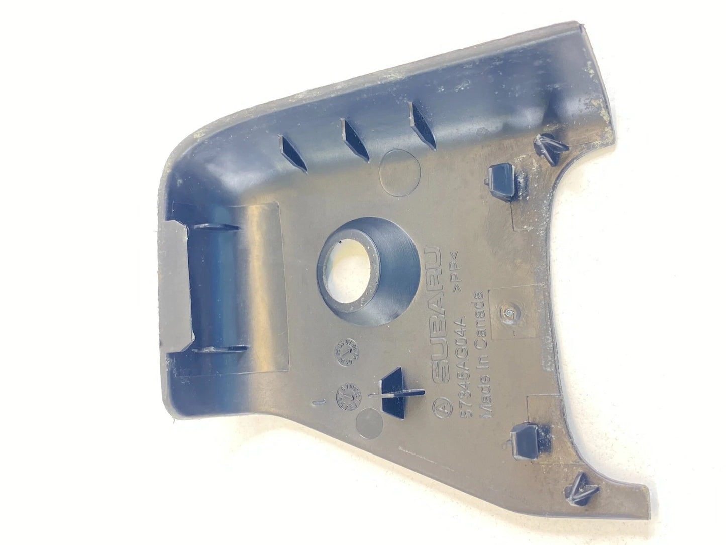 2005-2009 SUBARU LEGACY 2005-2007 OUTBACK REAR LOCK COVER BEZEL TRIM 57345AG04A