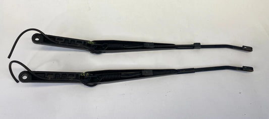 2003-2006 CHEVY TAHOE SILVERADO FRONT RIGHT & LEFT WINDSHIELD WIPER ARMS SET OEM