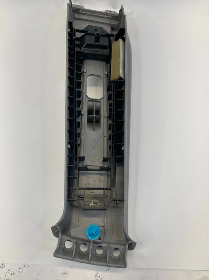 04-07 TOYOTA HIGHLANDER RIGHT CENTER UPPER B PILLAR COVER TRIM 62410-48060 OEM