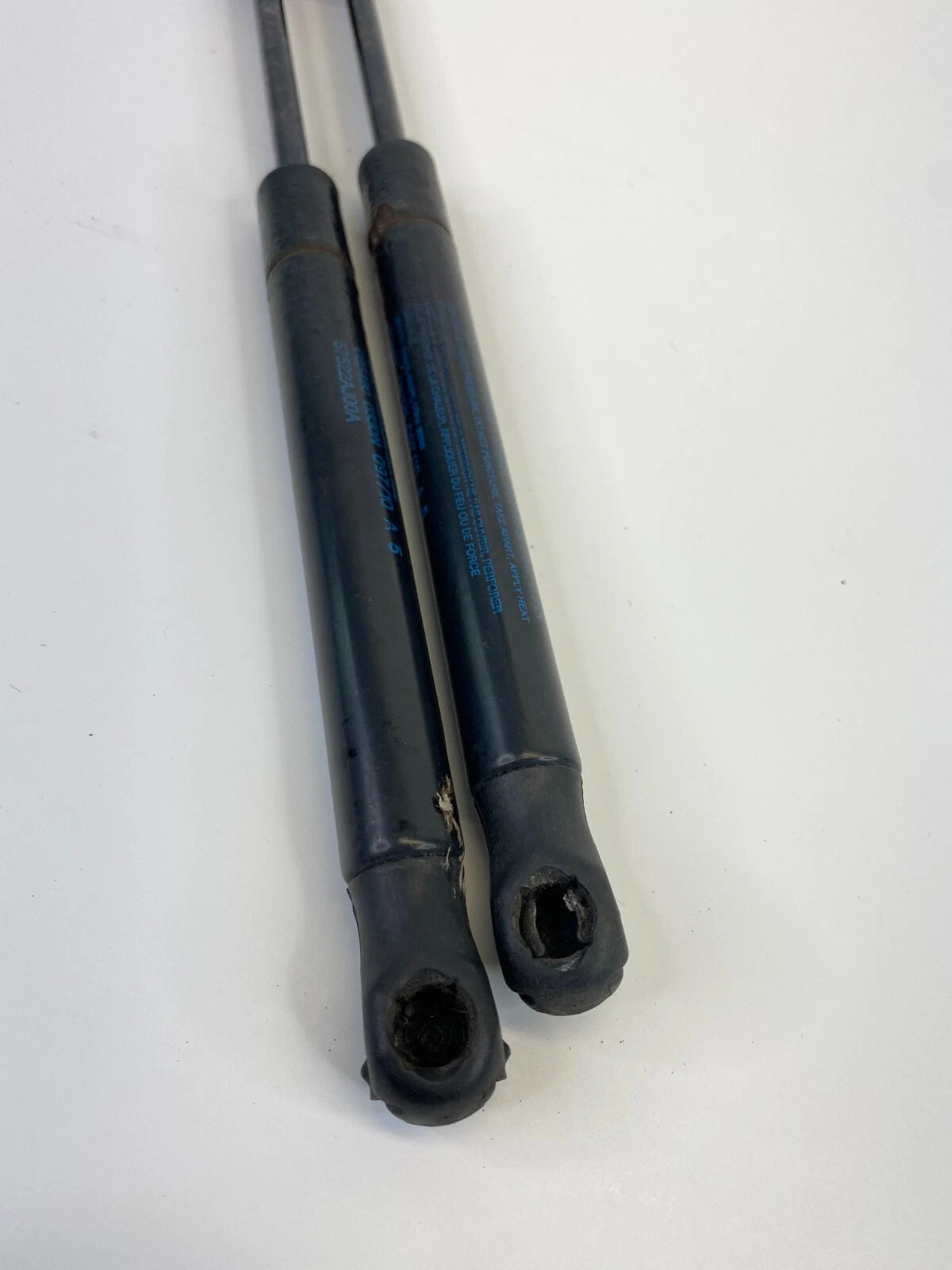2010-2014 SUBARU LEGACY REAR LIFTGATE SHOCK STRUT SUPPORT SET PAIR 57522AJ00A