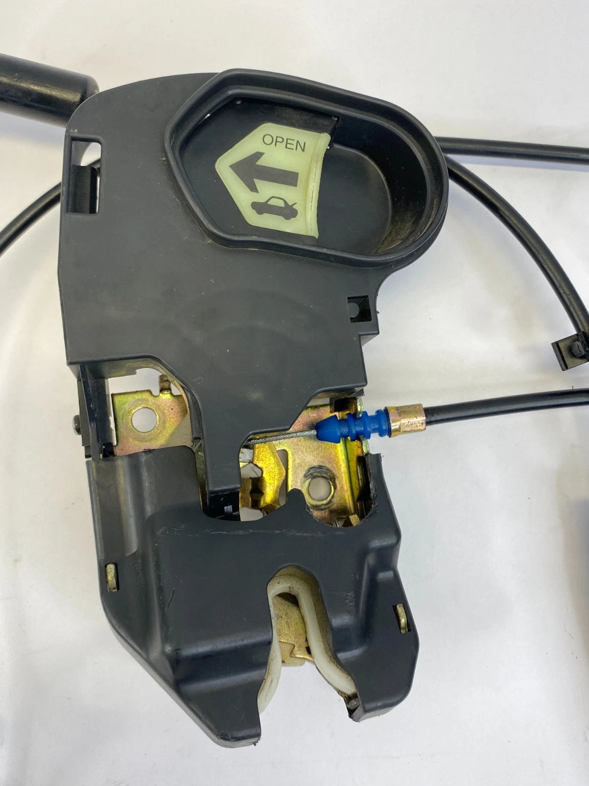 2001 02 03 04 2005 HONDA CIVIC SEDAN REAR TRUNK LATCH LOCK ACTUATOR RELEASE