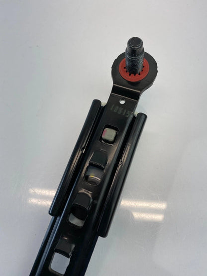 2011-2016 HYUNDAI ELANTRA FRONT SEAT BELT HEIGHT ADJUSTER BRACKET 130502BK OEM
