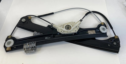 2004-2007 BMW 525I 530I SEDAN FRONT RIGHT SIDE POWER DOOR WINDOW REGULATOR