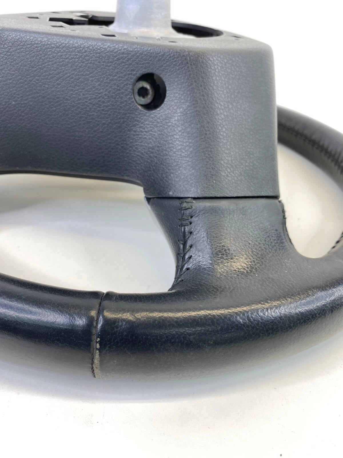 2008 2009 SUBARU OUTBACK LEGACY STEERING WHEEL W/ CRUISE CONTROL SWITCH OEM