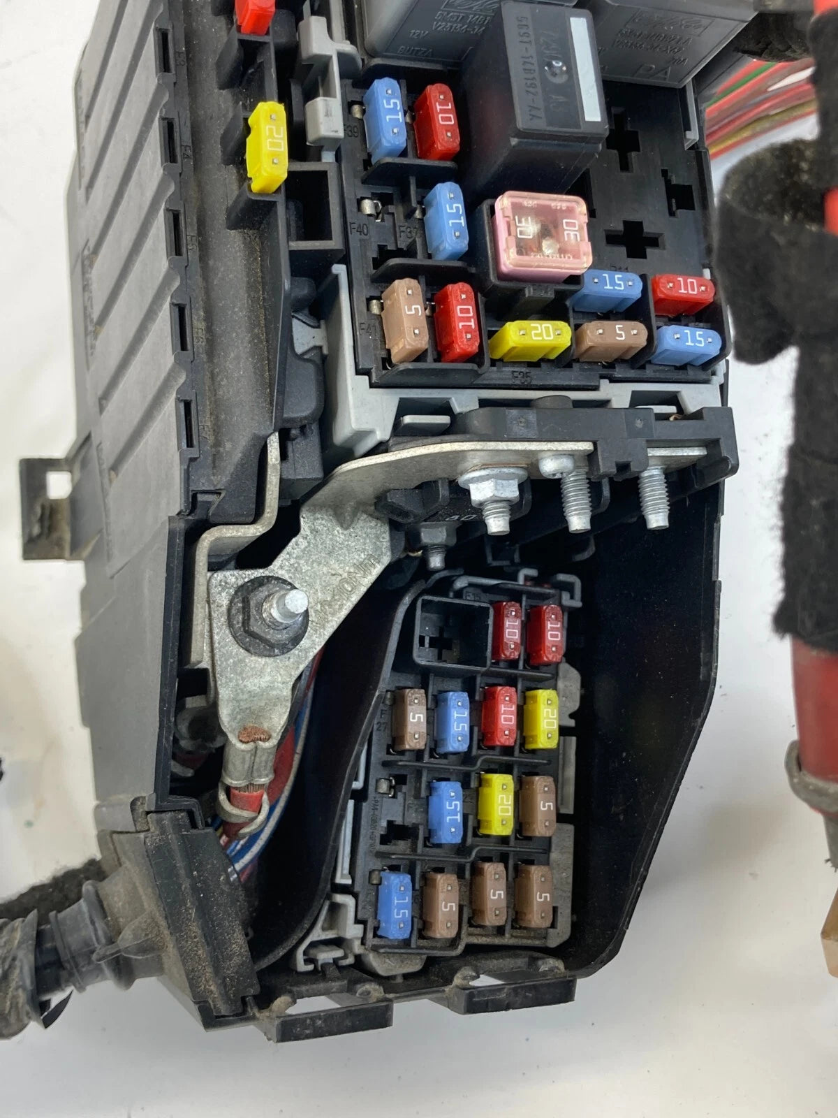 08-16 VOLVO XC70 3.2L ENGINE FUSE BOX RELAY JUNCTION BLOCK 6G9T-14A076 OEM