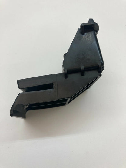 2005-2007 SCION TC REAR PASSENGER RIGHT RR TAILLIGHT BRACKET SUPPORT MOUNT OEM