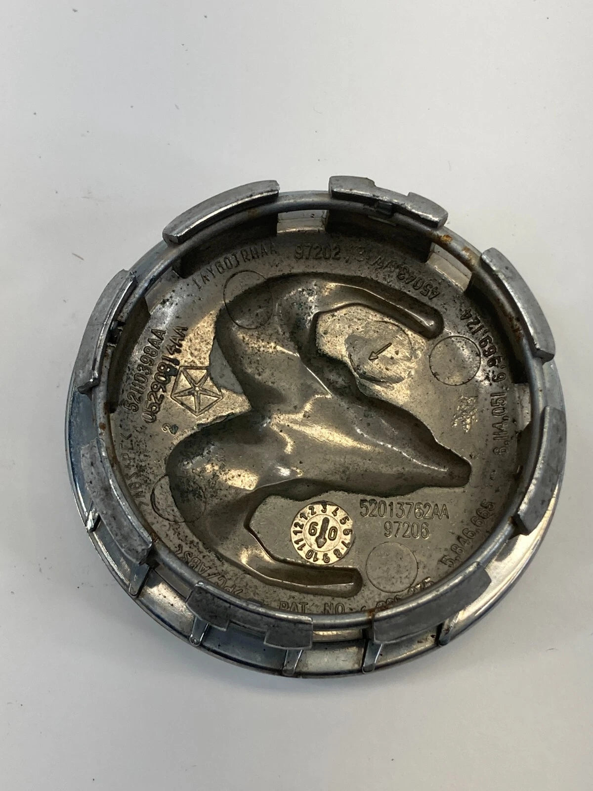 2009 2010 2011 DODGE JOURNEY WHEEL HUBCAP CENTER CAP HUB CAP COVER 52110398A