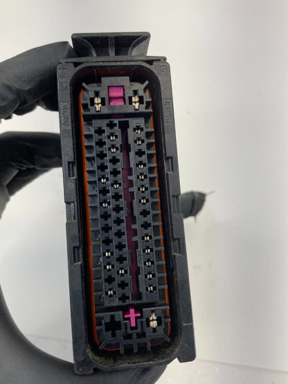 2011-2014 Volkswagen Touareg A/T 4WD ABS Anti Lock Brake Pump Plug Connector OEM