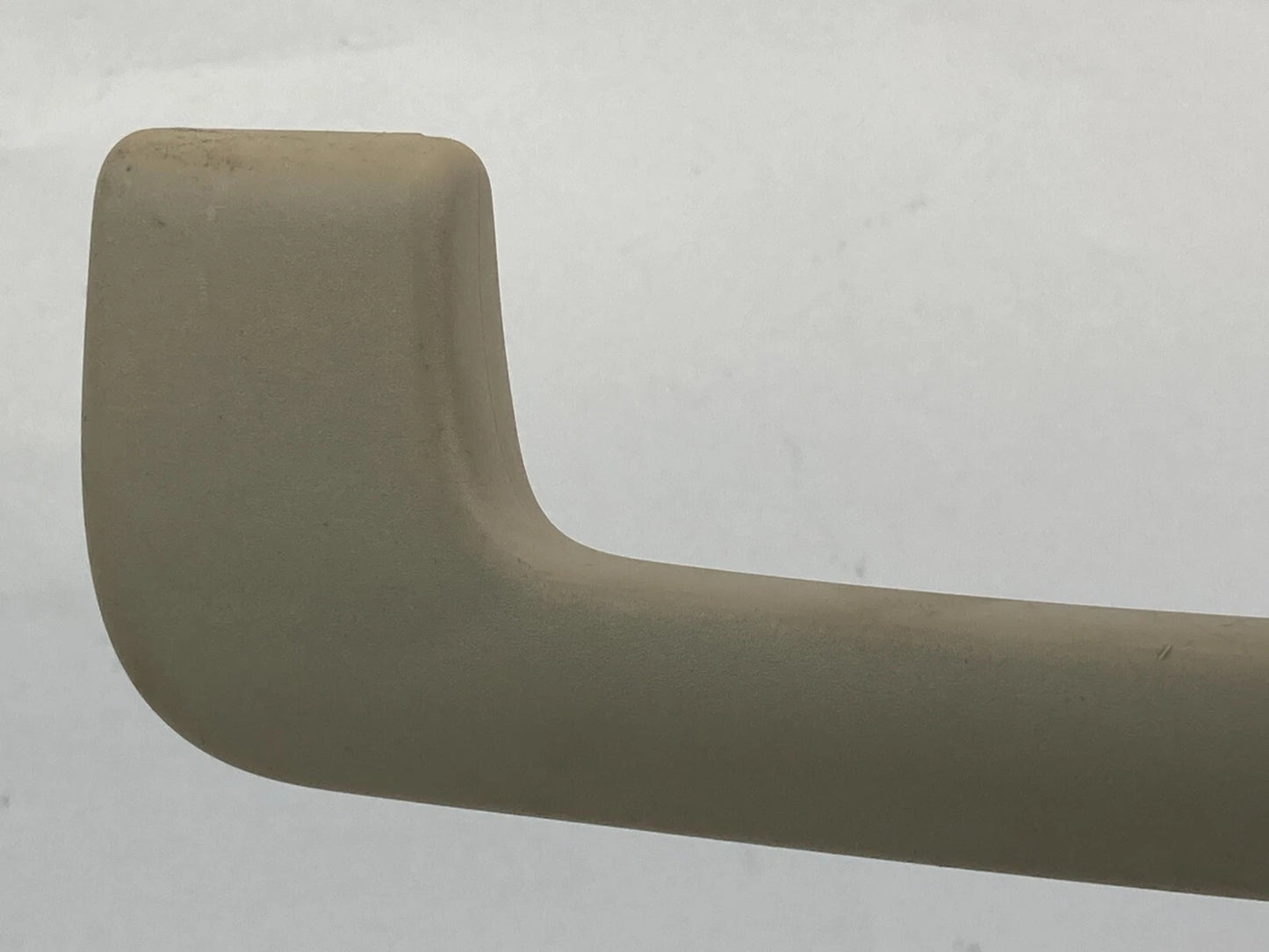 05-08 AUDI A6 QUATTRO FRONT RIGHT INNER GRAB GRIP HANDLE ASSIST 8P0857607C OEM