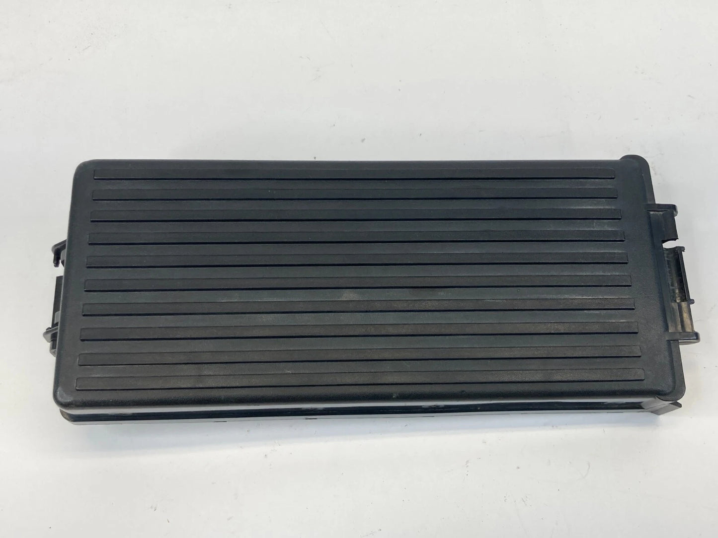 2002-2005 FORD EXPLORER MERCURY MOUNTAINEER ENGINE FUSE RELAY BOX COVER LID OEM