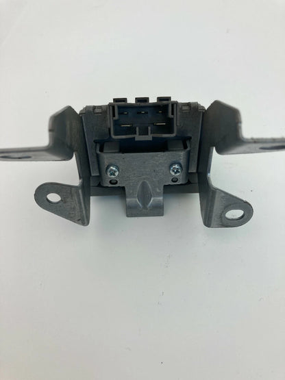 03 04 05 06 07 08 TOYOTA MATRIX REAR WINDSHIELD WIPER PLUG CONNECTOR OEM