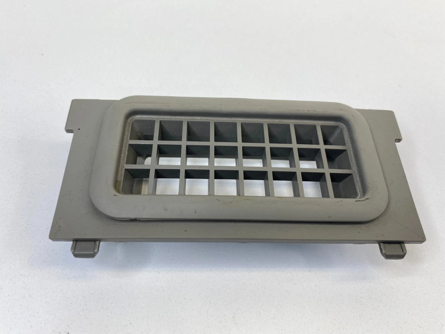 2003 2004 INFINITI G35 SEDAN CENTER CONSOLE AIR VENT GRILLE COVER TRIM OEM