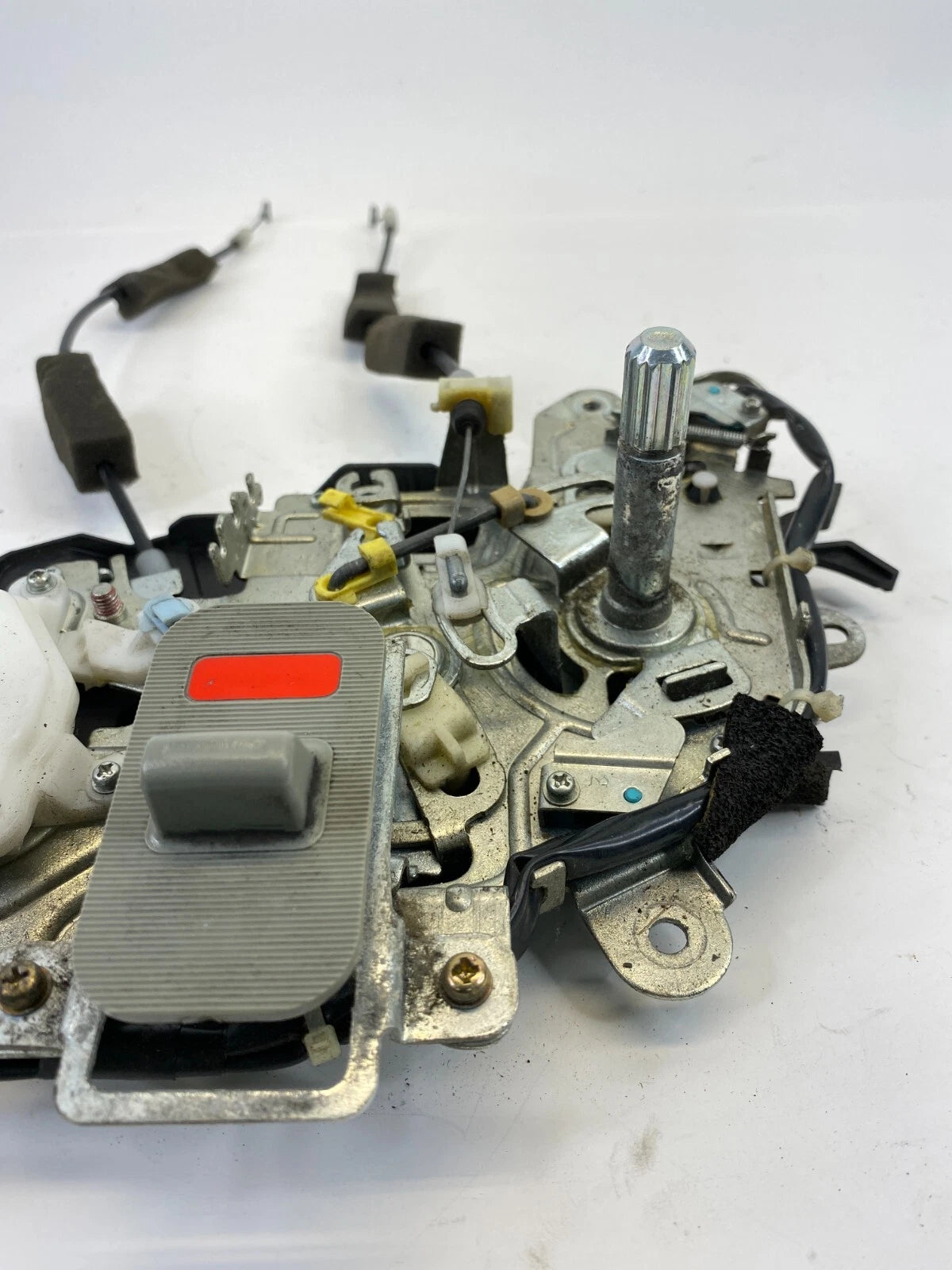 2005-2007 HONDA ODYSSEY REAR RIGHT SIDE SLIDING DOOR HANDLE REMOTE ACTUATOR OEM