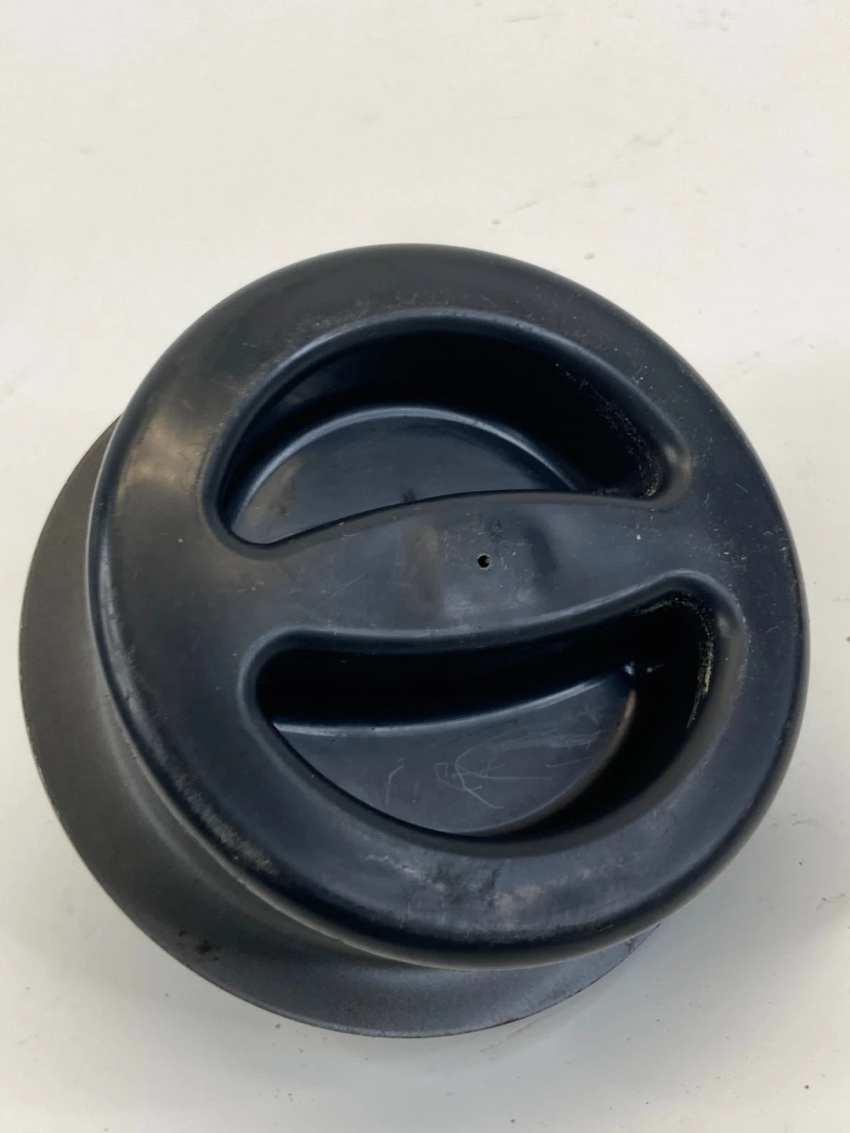 2012-2015 CHEVROLET CAPTIVA SPORT SPARE TIRE HOLDER RETAINER HOLD DOWN BOLT ASSY