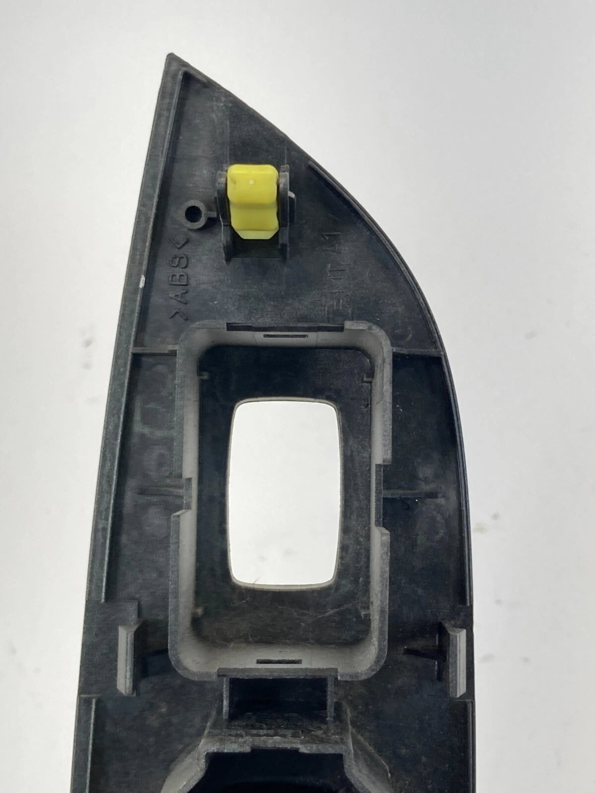 2004-2006 RX330 07-09 LEXUS RX350 FRONT RIGHT WINDOW SWITCH BEZEL 74230-0E010