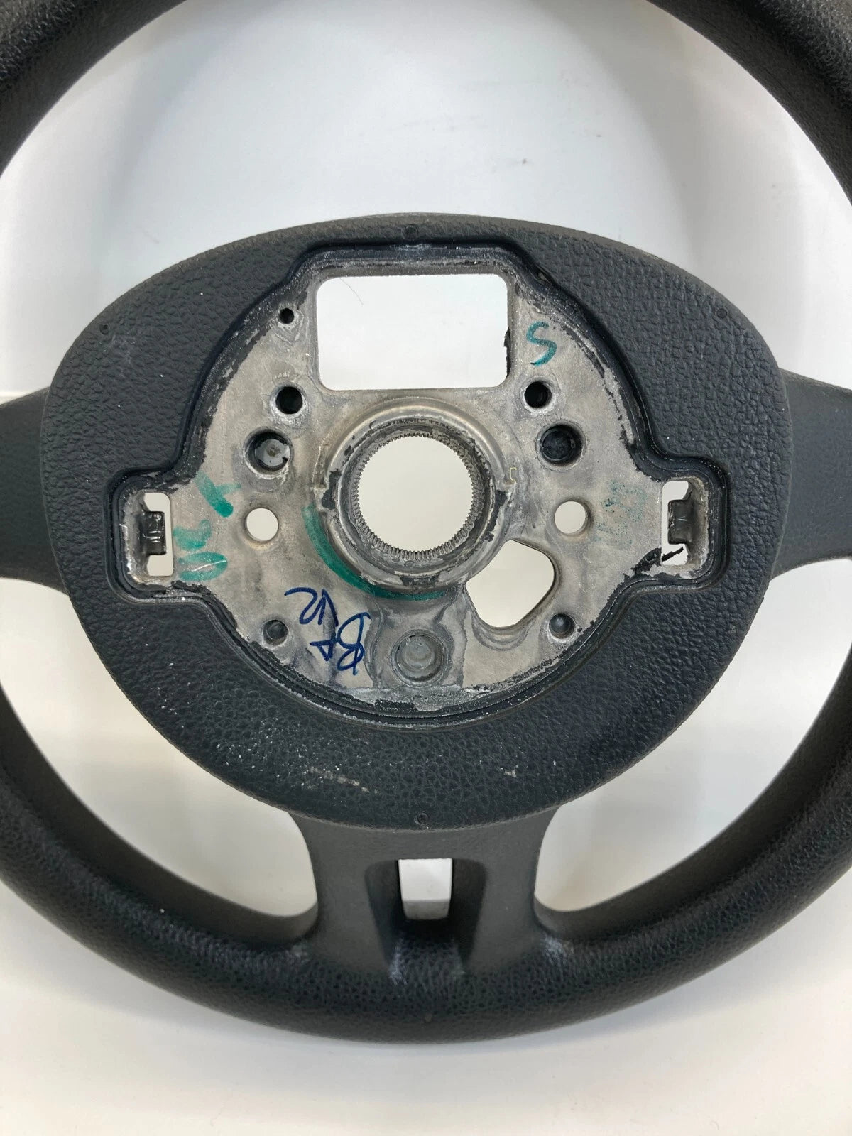 2011-2014 VOLKSWAGEN JETTA GOLF LEFT DRIVER SIDE STEERING WHEEL 3-SPOKE OEM