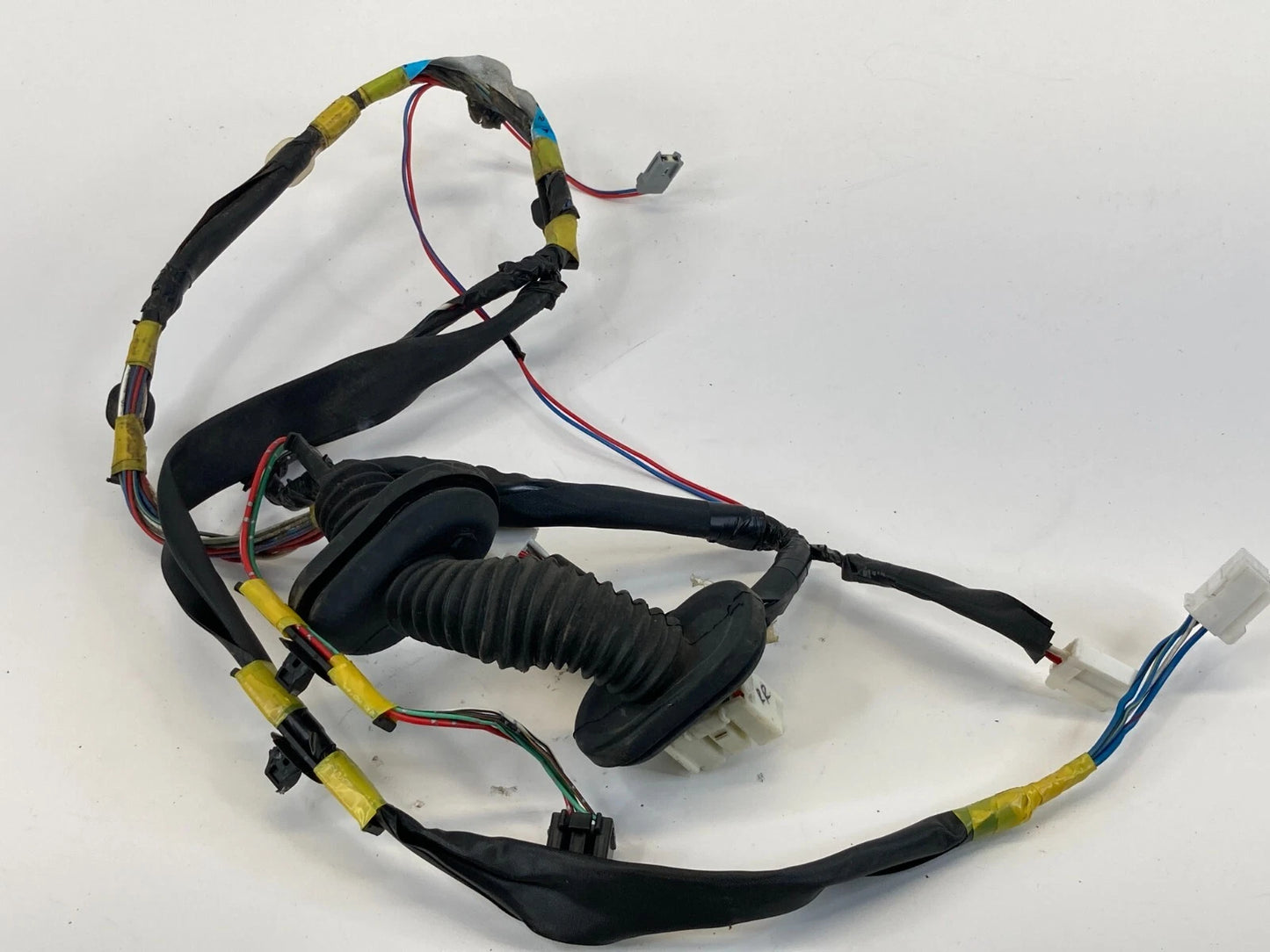 2002 2003 LEXUS ES300 REAR RIGHT BACK DOOR HARNESS WIRING WIRE 82153-33240 OEM