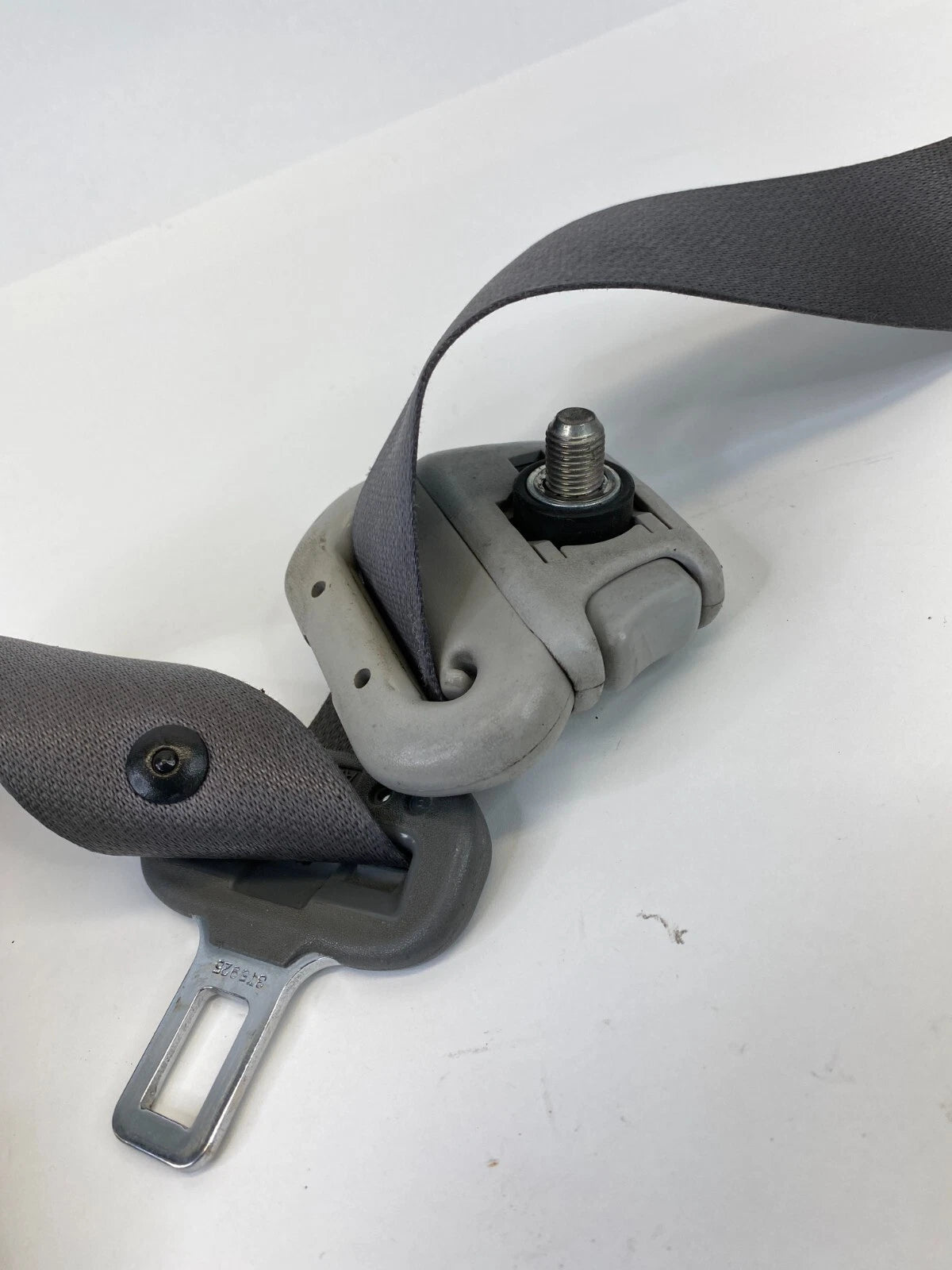 2004-2006 MAZDA MPV FRONT RIGHT PASSENGER SIDE SEAT BELT RECTRACTOR OEM