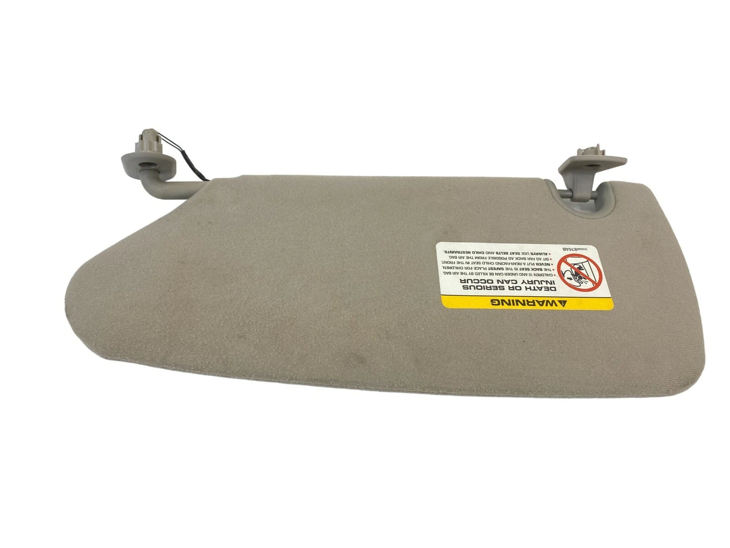 2004 2005 04 05 CHRYSLER PACIFICA ROOF RIGHT PASSENGER SUNVISOR SUN VISOR SHADE