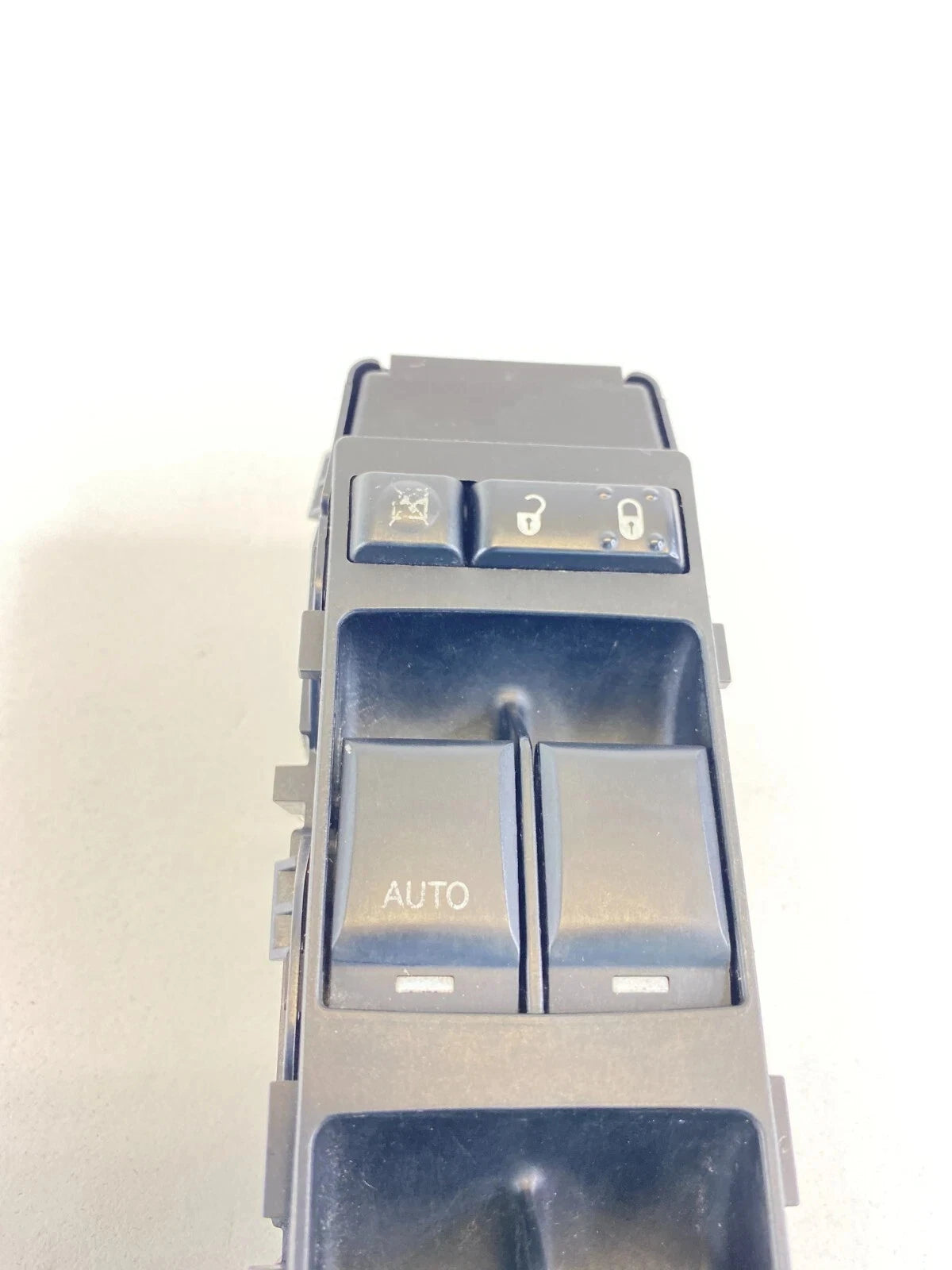 11 12 DODGE CALIBER 11-17 JEEP PATRIOT LEFT DOOR MASTER WINDOW SWITCH 04602780AA