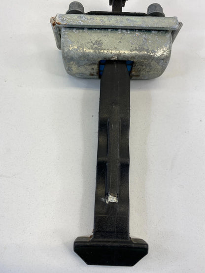 2012-2018 FORD FOCUS FRONT LEFT DOOR CHECK STOP STOPPER DETENT CME1-A23500-AA