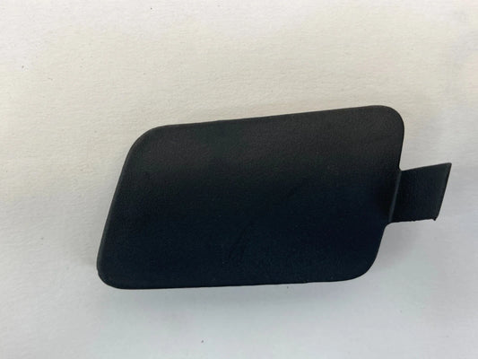 2012-2015 RAM C/V FRONT LEFT INNER DOOR PULL SCREW COVER CAP BEZEL TRIM L0200957