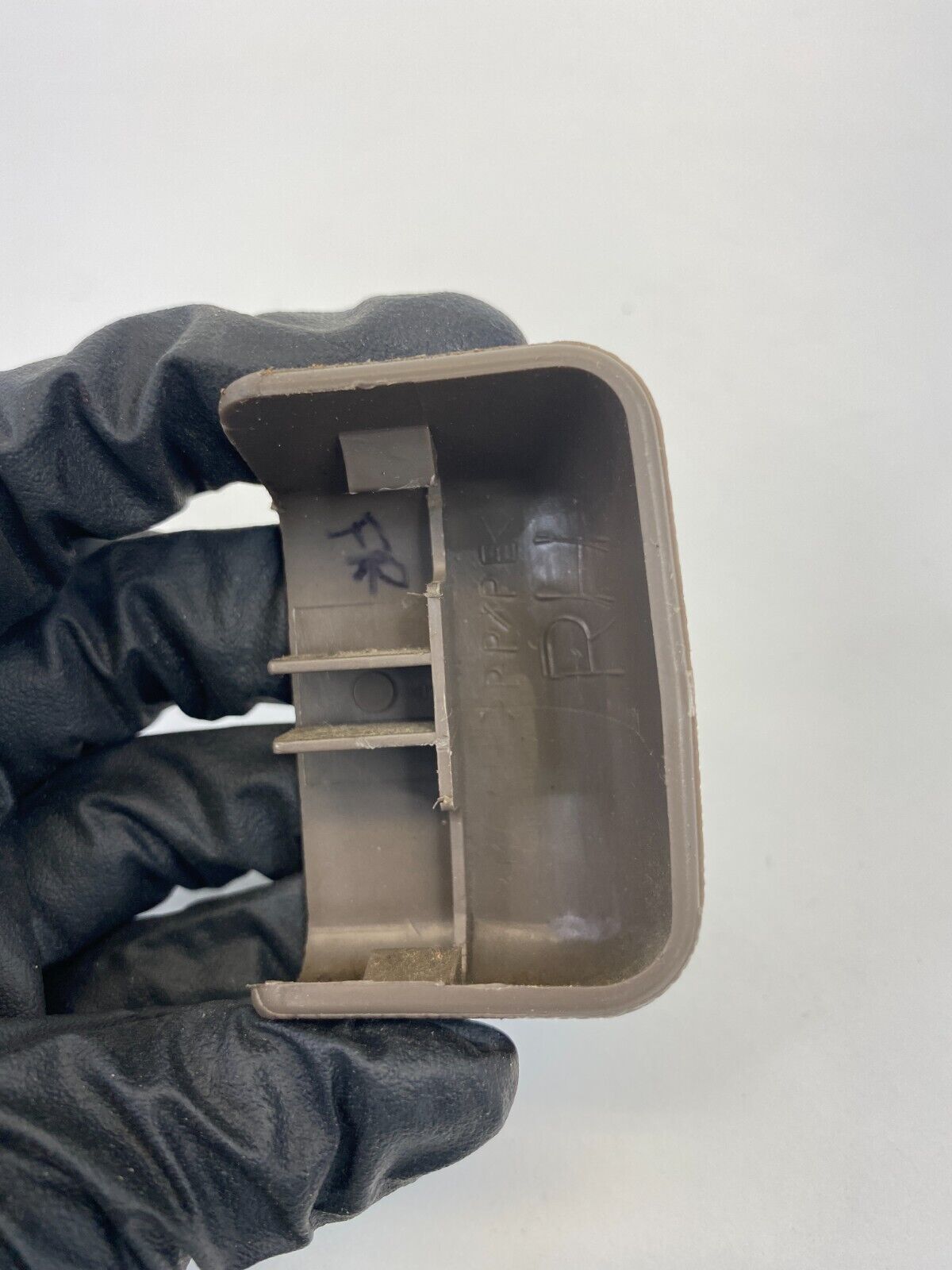 1996 1997 Toyota 4Runner Front Right Passenger Side Track End Cover Trim OEM