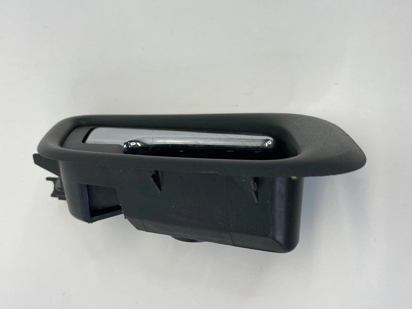 2013 2014 2015 CHEVROLET MALIBU REAR RIGHT SIDE INSIDE INNER DOOR HANDLE OEM