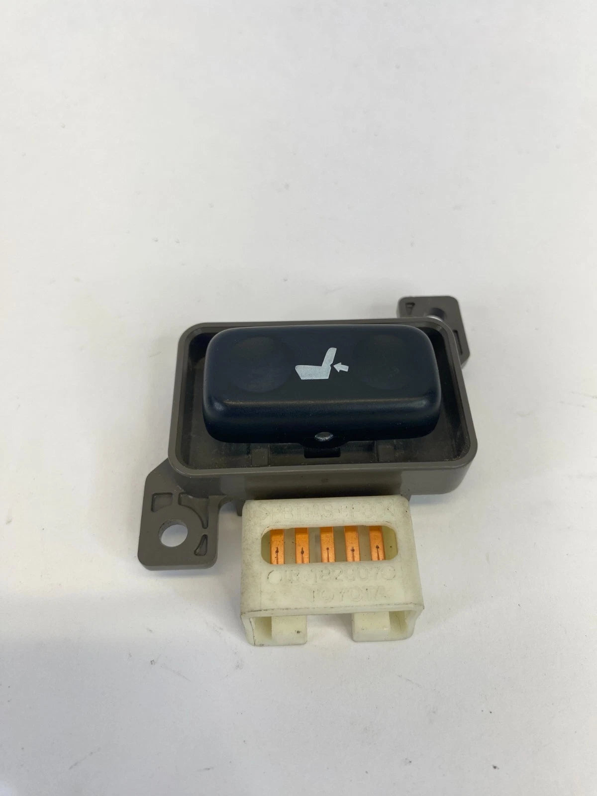 2006-2013 LEXUS IS250 FRONT LEFT SEAT ADJUSTMENT LUMBAR CONTROL SWITCH OEM