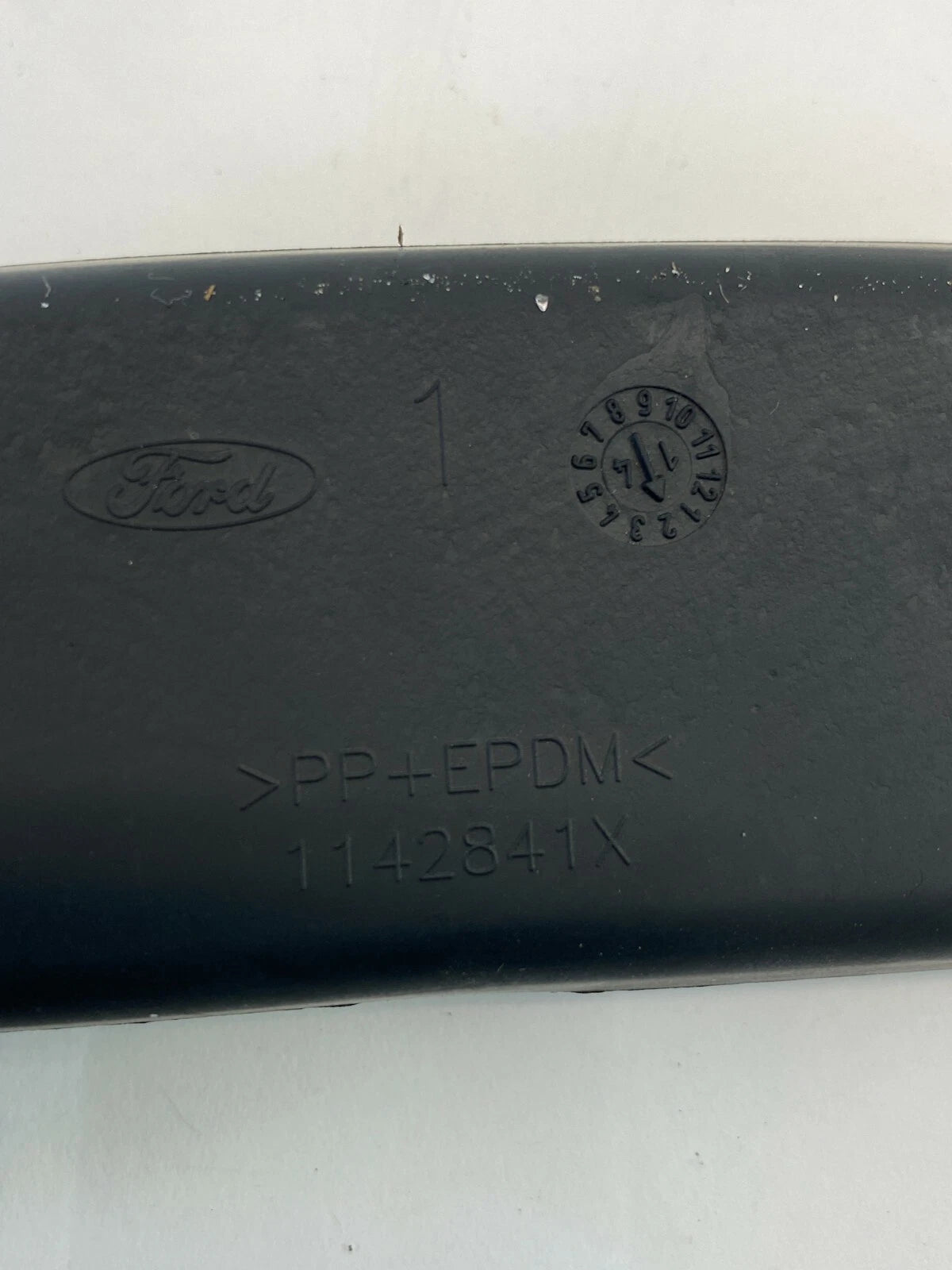 2012 2013 2014 FORD FOCUS CENTER CONSOLE TRAY INSERT MAT LINER 1142841X OEM