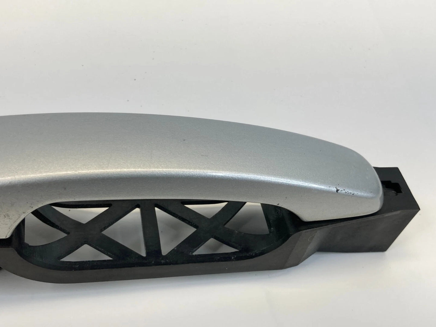 2008-2012 CHEVROLET MALIBU REAR RIGHT SIDE OUTER EXTERIOR DOOR HANDLE 15786204